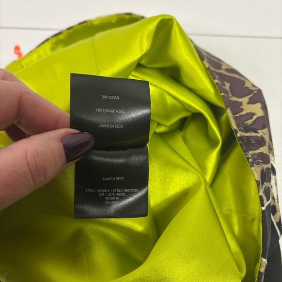 Elie Tahari Funky Tan and Brown Animal Print Pencil Skirt Size 8 KK0702 - Picture 8 of 8